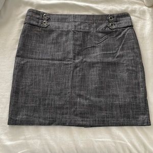 Grey pencil skirt